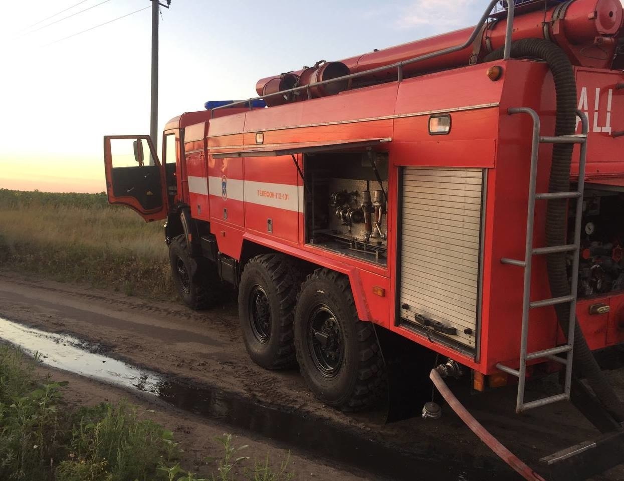 Полная ликвидация пожара в районе хутора Лихолобов Ровеньского района -  Оперативная информация - Главное управление МЧС России по Белгородской  области